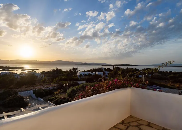 Villa Veni Santa Maria (Paros)