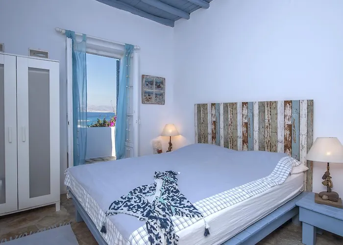 Veni Santa Maria (Paros)